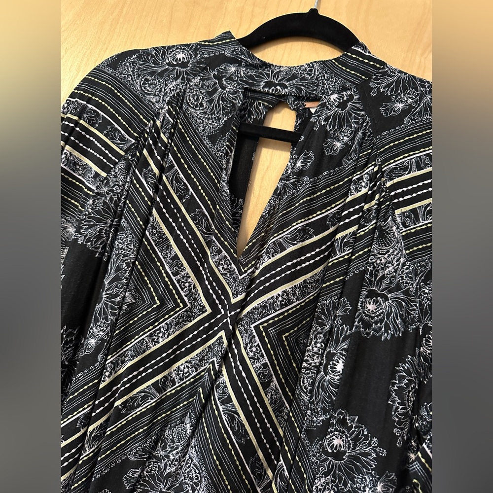Free People Black and White Geometric Blouse - Picture 2 of 4